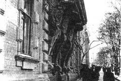 Бывший дом губернатора на пр. К.Маркса. 50-е годы XX века. Фото Козьменко Л. Ф.